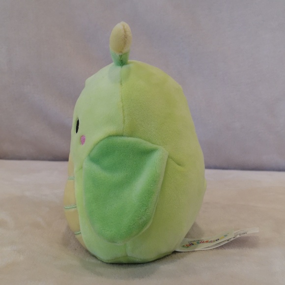 Pilar the green Grasshoper Squishmallow 5 inches - Picture 2 of 4